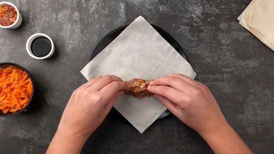550px-nowatermark-Fold-a-Spring-Roll-Step-13-Version-3